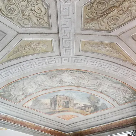 Palazzo Zoya - Elegant Historic - Center - Near Langhe & Monferrato *