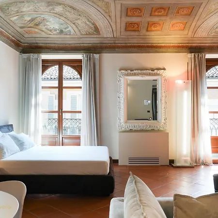 Palazzo Zoya - Elegant Historic - Center - Near Langhe & Monferrato *