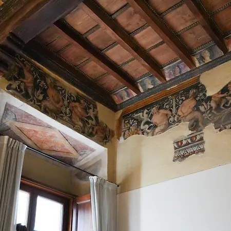 Palazzo Zoya - Elegant Historic - Center - Near Langhe & Monferrato *