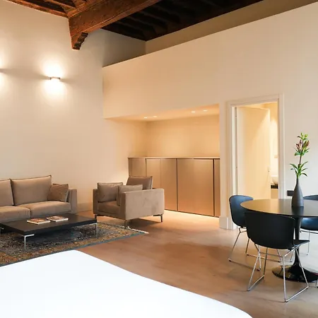 Palazzo Zoya - Elegant Historic - Center - Near Langhe & Monferrato アパート