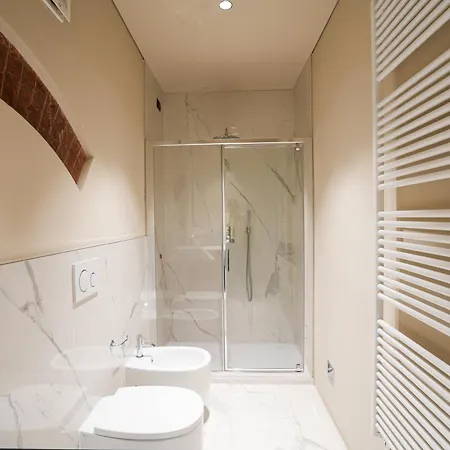 アパート Palazzo Zoya - Elegant Historic - Center - Near Langhe & Monferrato *