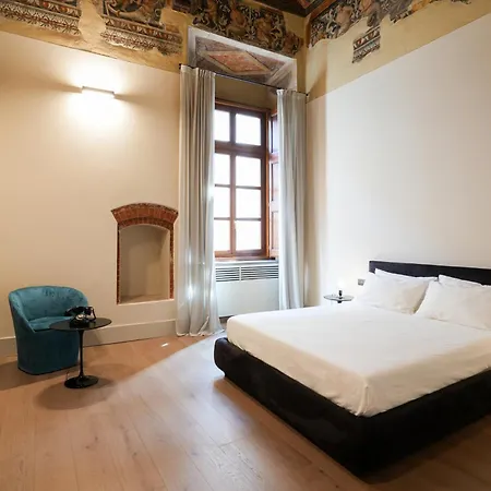 Palazzo Zoya - Elegant Historic - Center - Near Langhe & Monferrato Apartment *