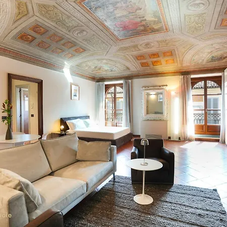 Palazzo Zoya - Elegant Historic - Center - Near Langhe & Monferrato