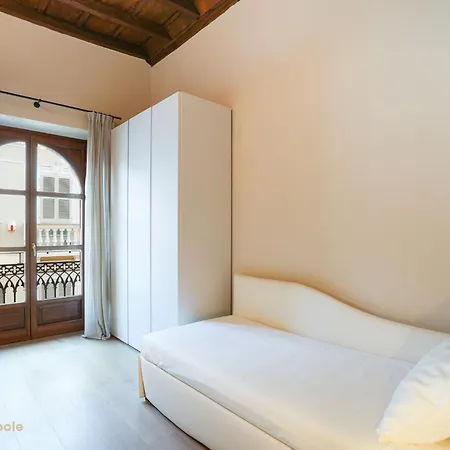 Palazzo Zoya - Elegant Historic - Center - Near Langhe & Monferrato Asti
